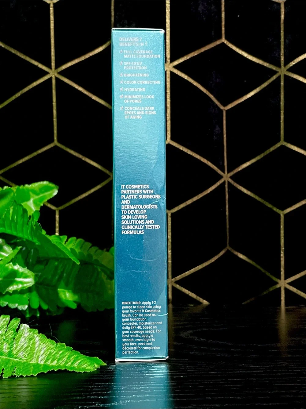 IT Cosmetics CC+ Oil-Free Matte Cream SPF 40 - Shade Deep